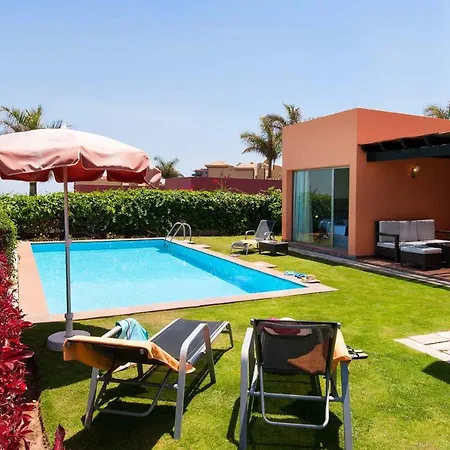 Villa Par 4 13